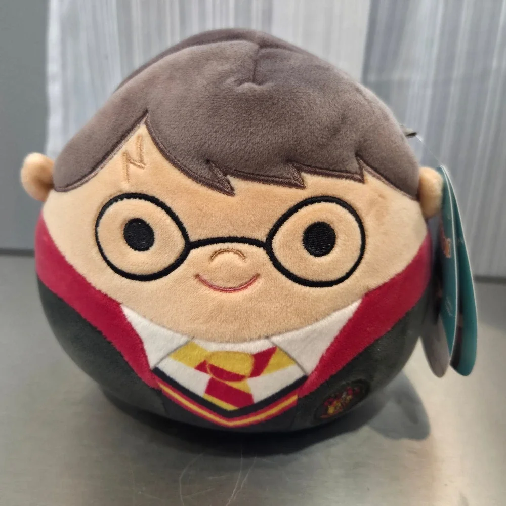 Squishmallows Harry Potter 8 Inch Plush Wizarding World Gryffindor SQWB00103